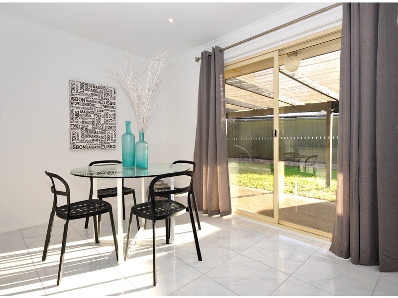 4 Kuantan Drive, Aberfoyle Park SA 5159