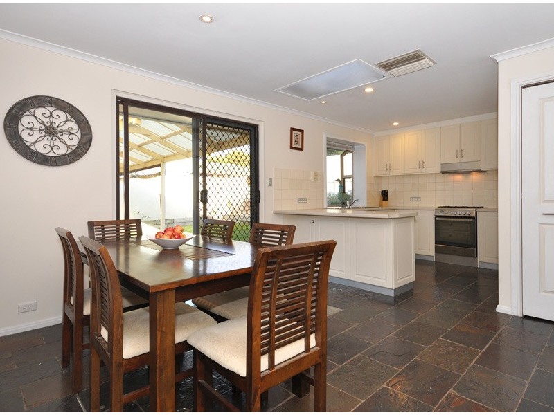 4 Woodham Court, Aberfoyle Park SA 5159