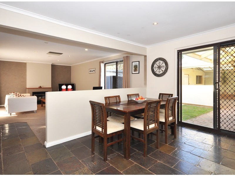 4 Woodham Court, Aberfoyle Park SA 5159