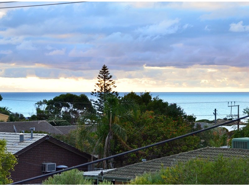 24 Bounty Street, Moana SA 5169