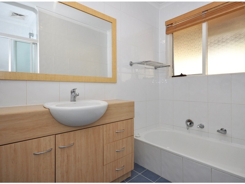 30 Jordan Avenue, Happy Valley SA 5159