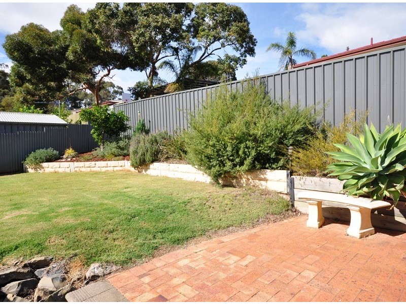 30 Jordan Avenue, Happy Valley SA 5159