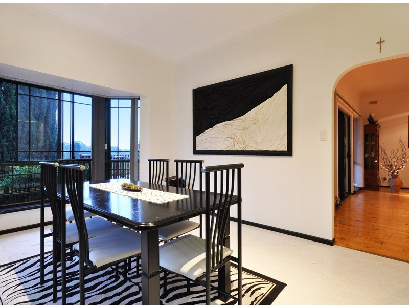 7 The Oaks Parade, Aberfoyle Park SA 5159