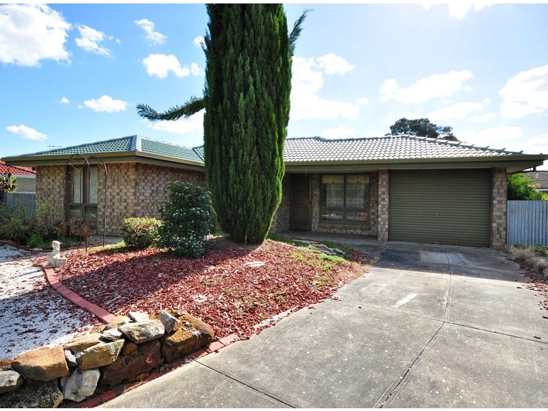 5 Paragon Avenue, Aberfoyle Park SA 5159