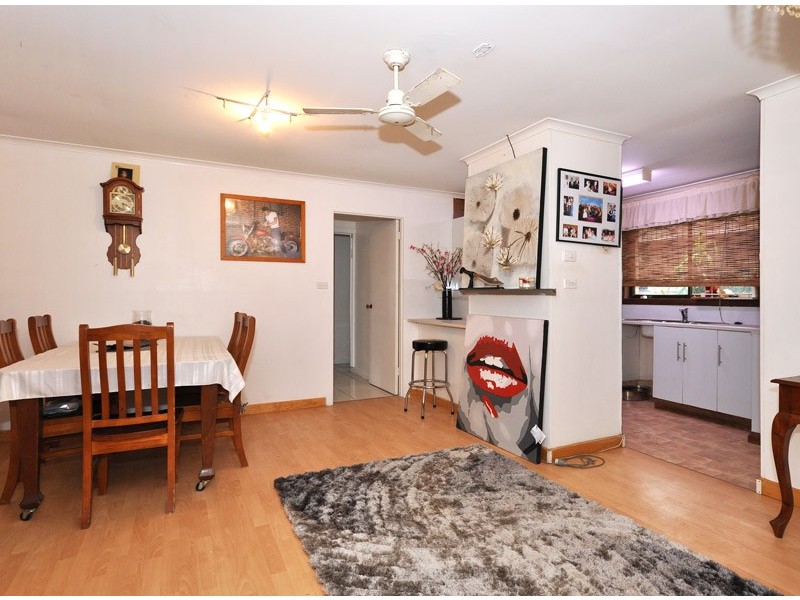 12 Stirling Drive, Morphett Vale SA 5162