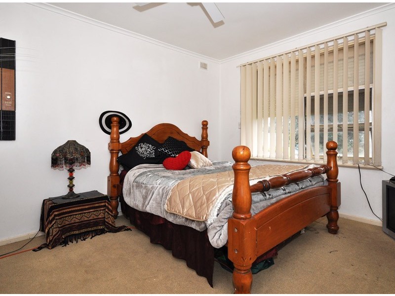 9 Roberts Road, Hackham West SA 5163