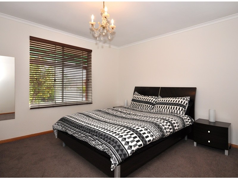 18 Tripoli Road, Happy Valley SA 5159