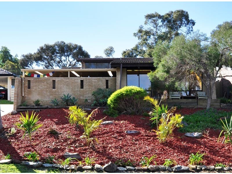 9 Monterey Court, Happy Valley SA 5159