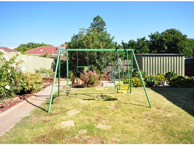 1 Smith Avenue, Christies Beach SA 5165