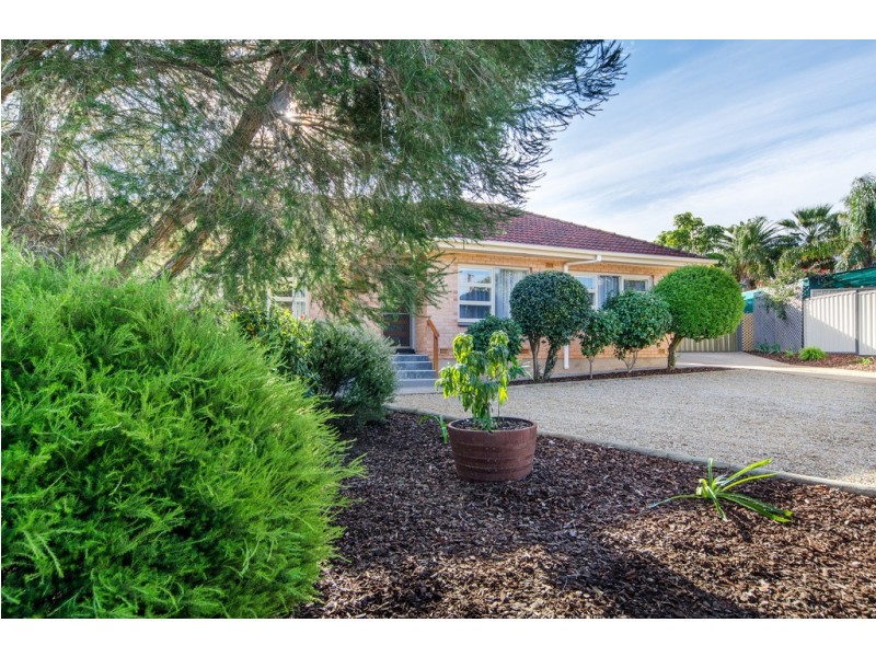 5 Jenny Crescent, Morphett Vale SA 5162