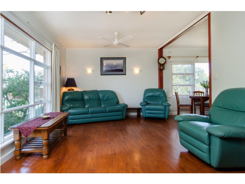 5 Jenny Crescent, Morphett Vale SA 5162