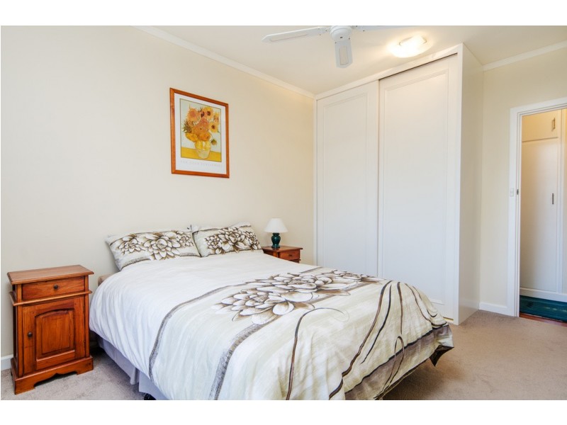 5 Jenny Crescent, Morphett Vale SA 5162