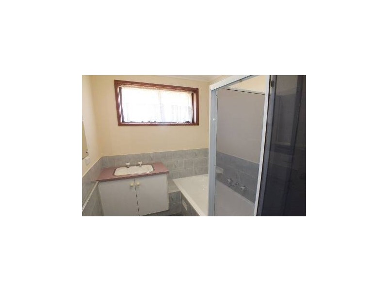 29 Sherwood Avenue, Happy Valley SA 5159