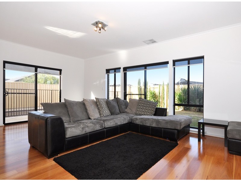 12 Knot Court, Seaford Meadows SA 5169