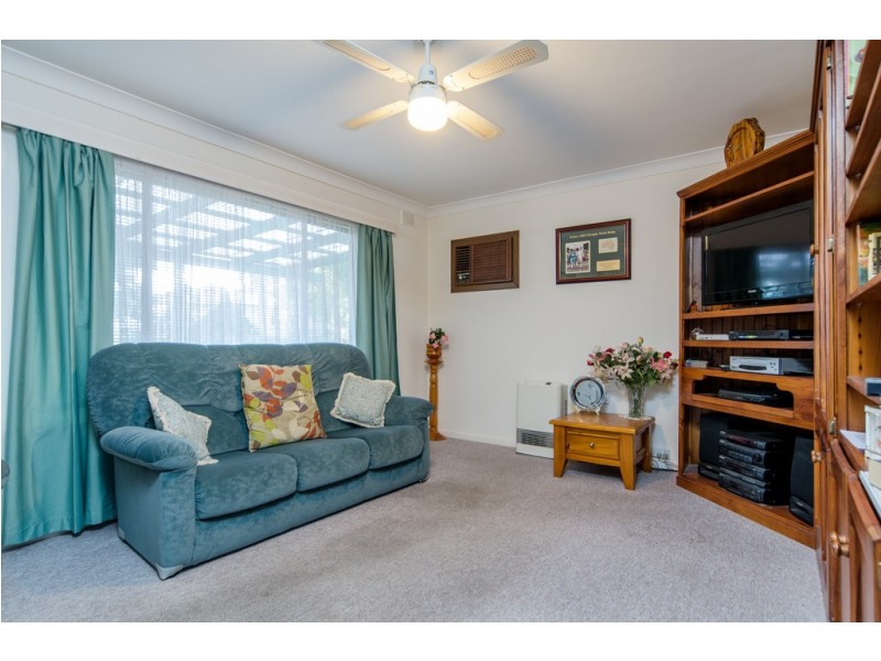 10 Susan Road, Hackham SA 5163