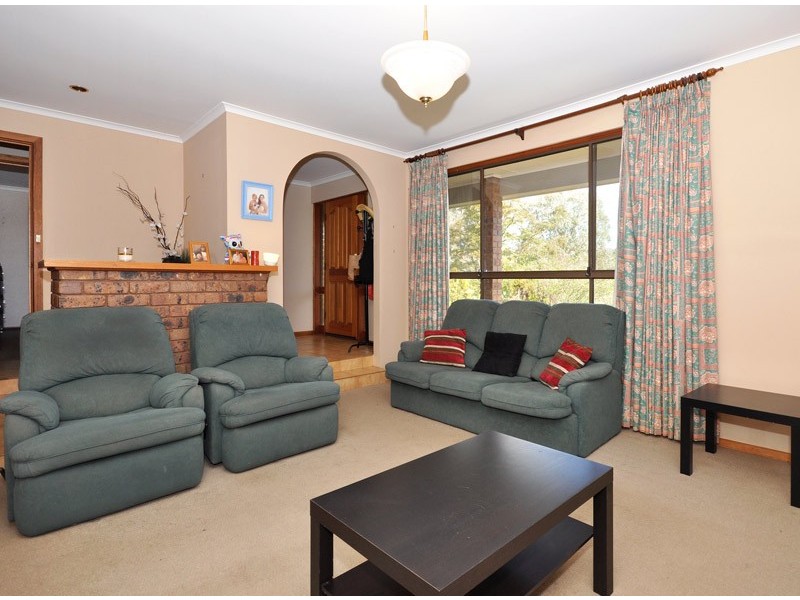 25 Banksia Road, Aberfoyle Park SA 5159