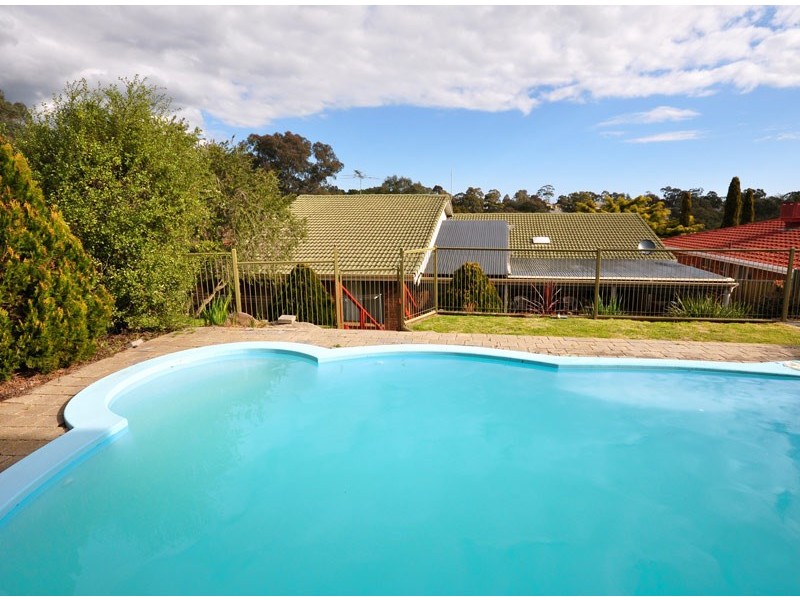 25 Banksia Road, Aberfoyle Park SA 5159