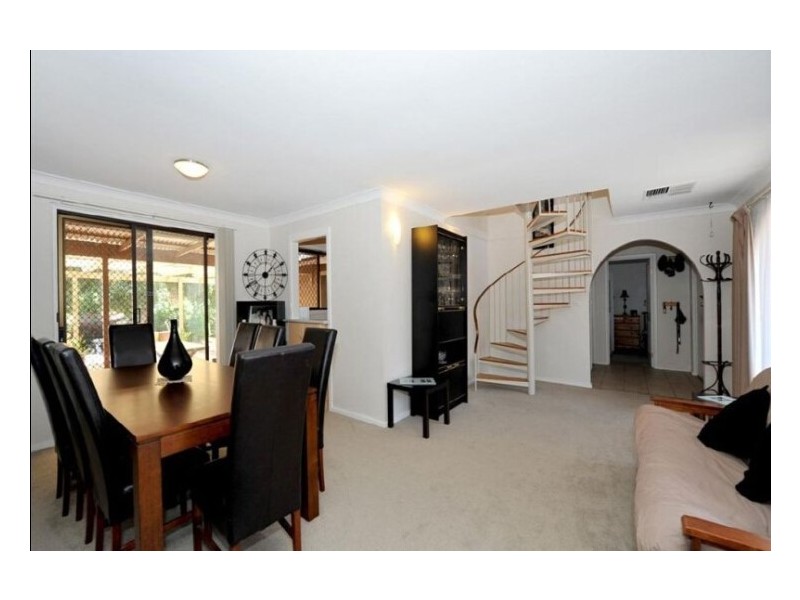 28 Hamilton Crescent, Aberfoyle Park SA 5159