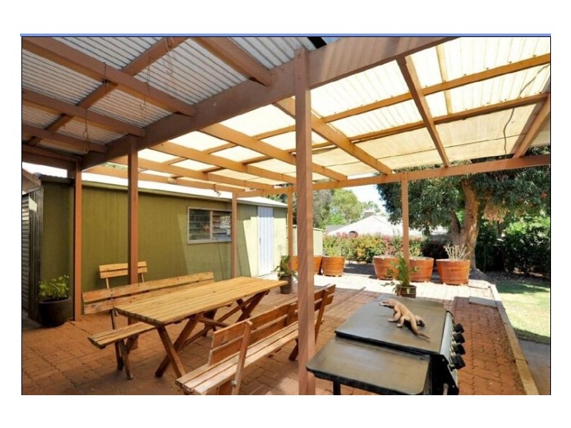 28 Hamilton Crescent, Aberfoyle Park SA 5159