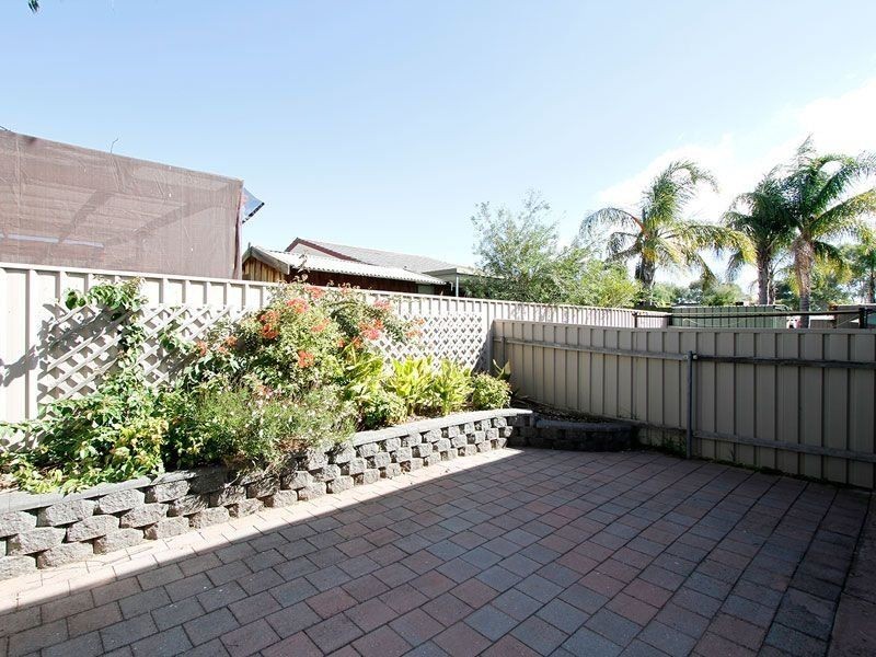 52B Sunnymeade Drive, Aberfoyle Park SA 5159