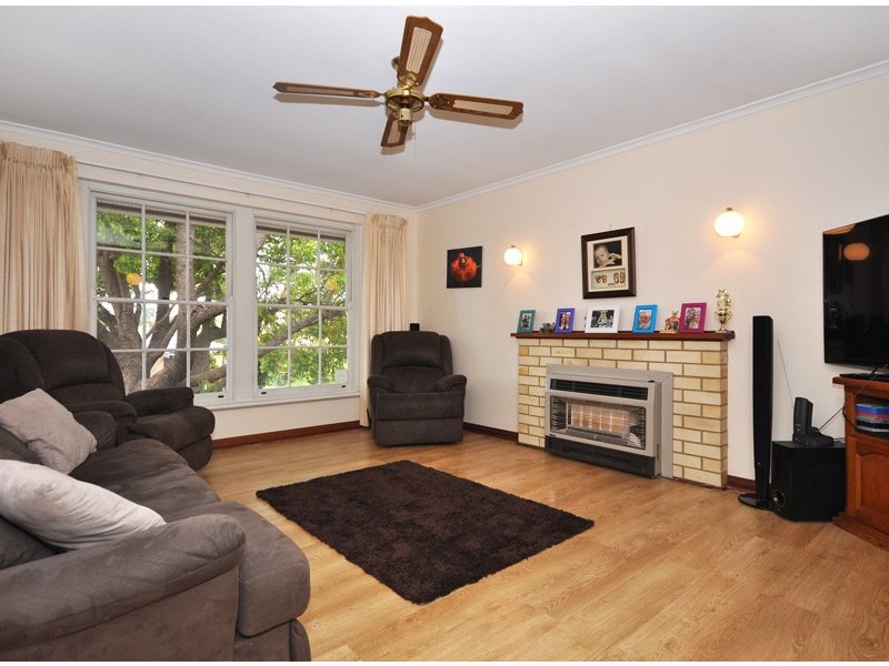 4 Trinidad Way, Happy Valley SA 5159