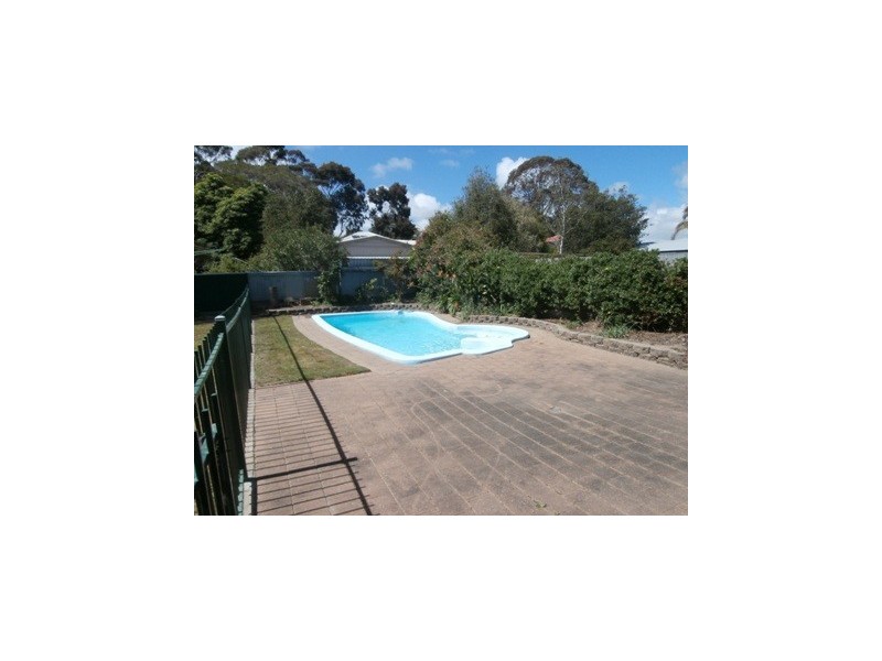 27 Regency Road, Happy Valley SA 5159