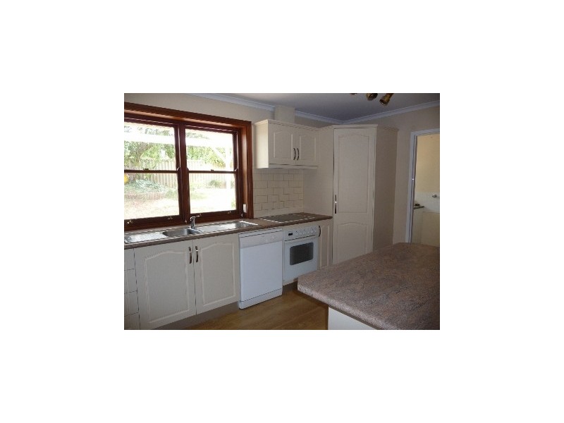 4 Trinidad Way, Happy Valley SA 5159