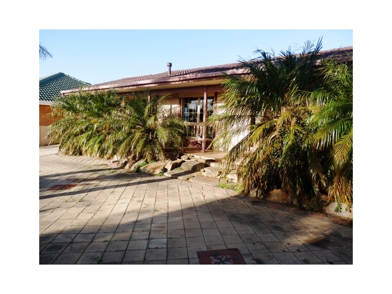 15 Seavista Grove, Christies Beach SA 5165