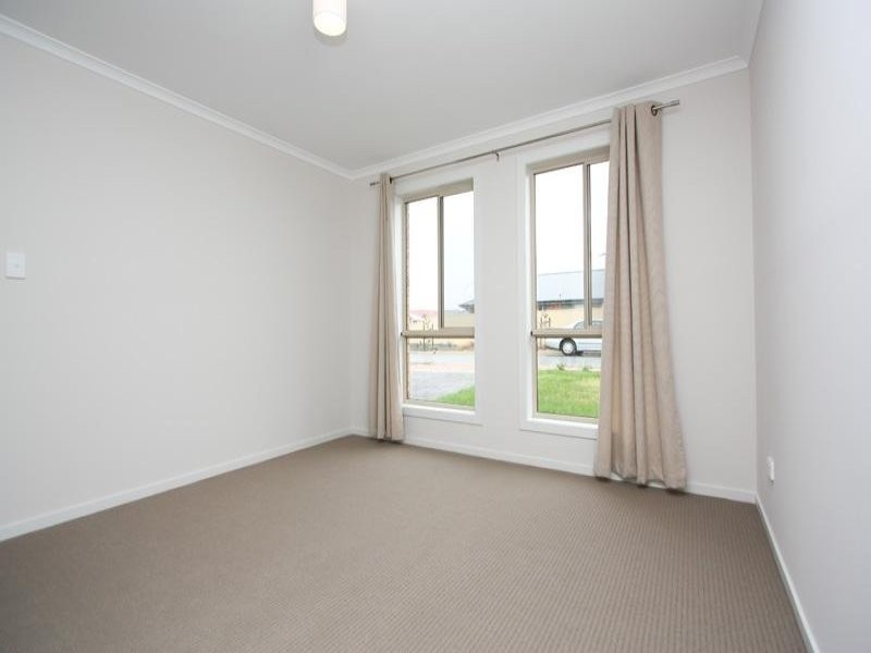 4 Flare Road, Seaford Meadows SA 5169