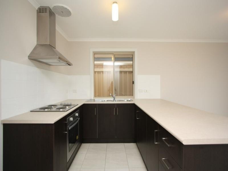 4 Flare Road, Seaford Meadows SA 5169