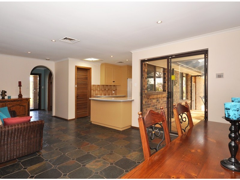 126 Broadmeadow Drive, Flagstaff Hill SA 5159