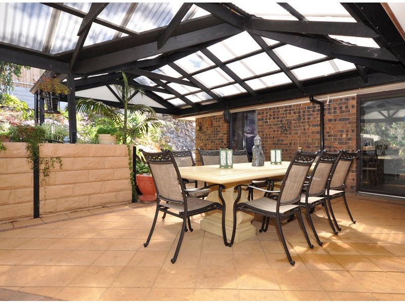 126 Broadmeadow Drive, Flagstaff Hill SA 5159