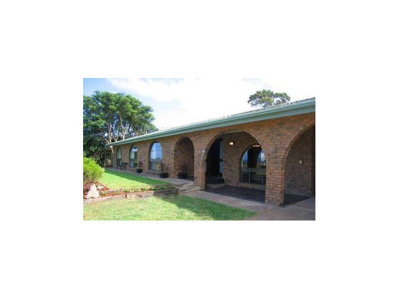 13 Coringle Crescent, Hallett Cove SA 5158