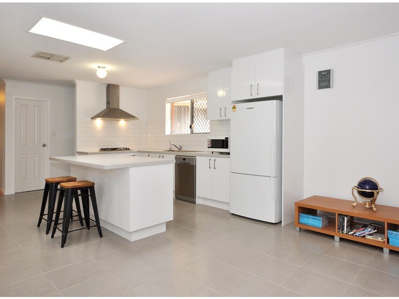 3 Horseshoe Drive, Aberfoyle Park SA 5159