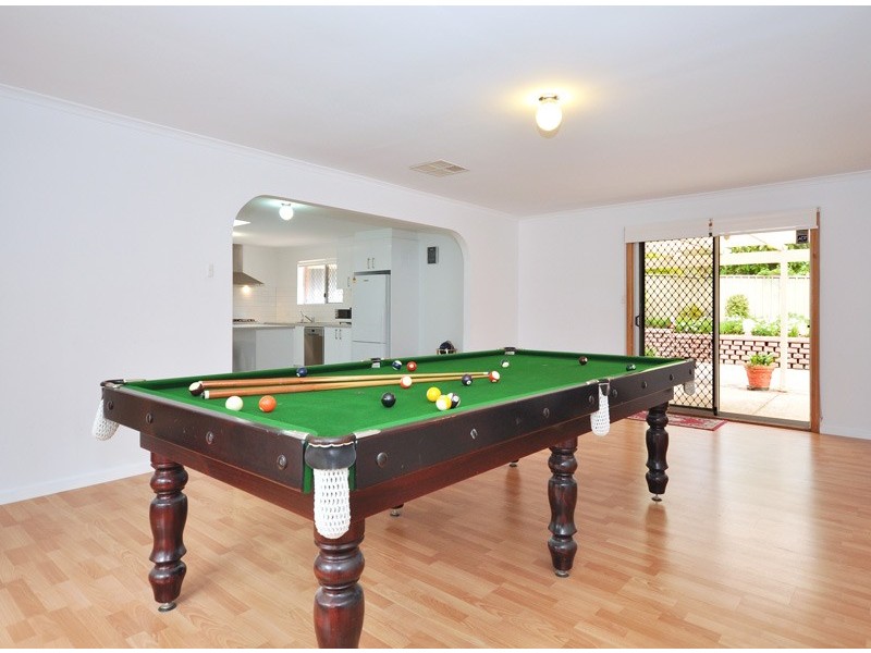 3 Horseshoe Drive, Aberfoyle Park SA 5159