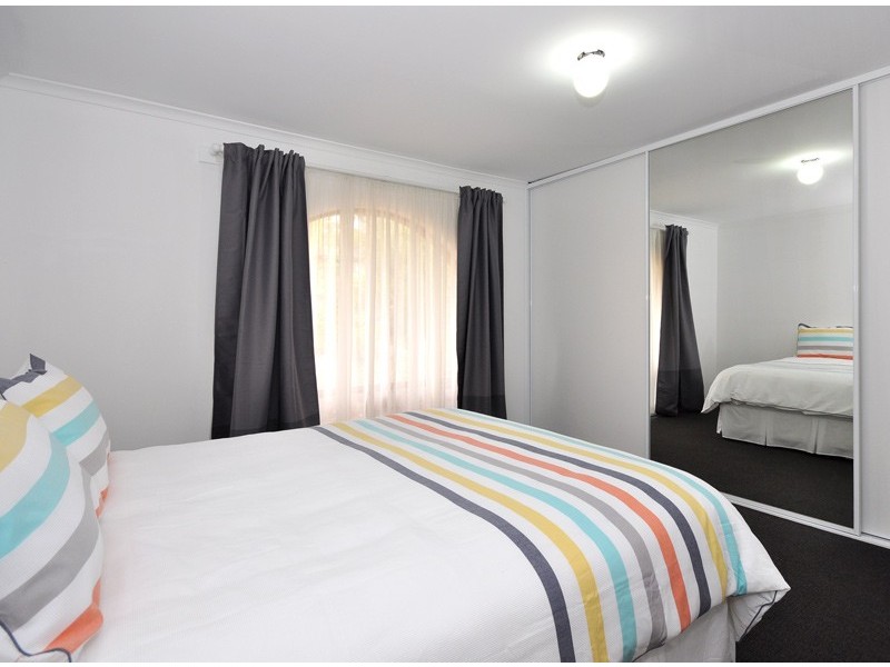 3 Horseshoe Drive, Aberfoyle Park SA 5159