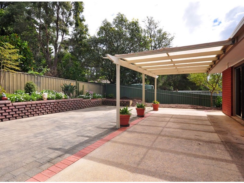 3 Horseshoe Drive, Aberfoyle Park SA 5159