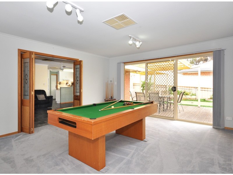 4 Doley Place, Happy Valley SA 5159