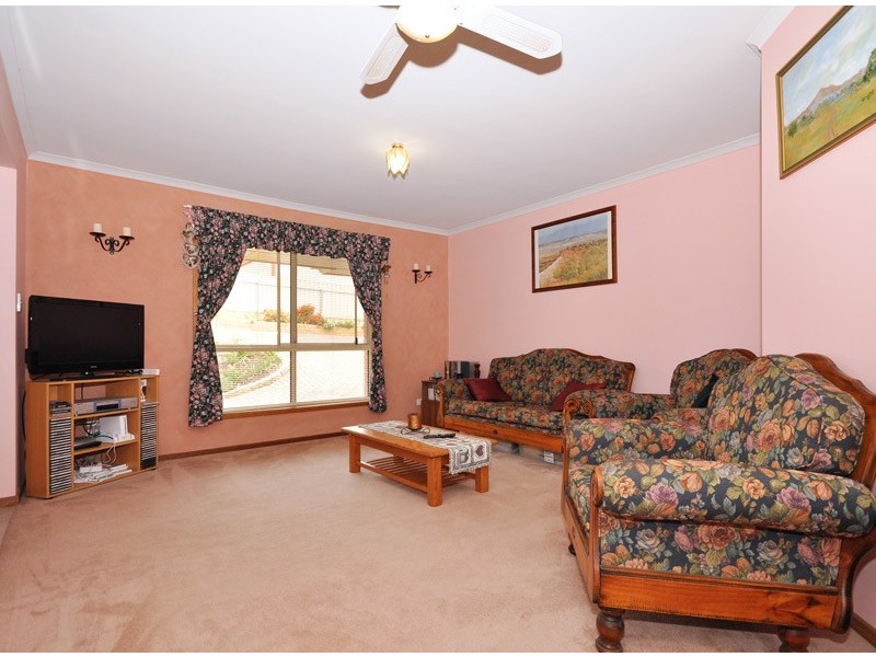 4 Doley Place, Happy Valley SA 5159