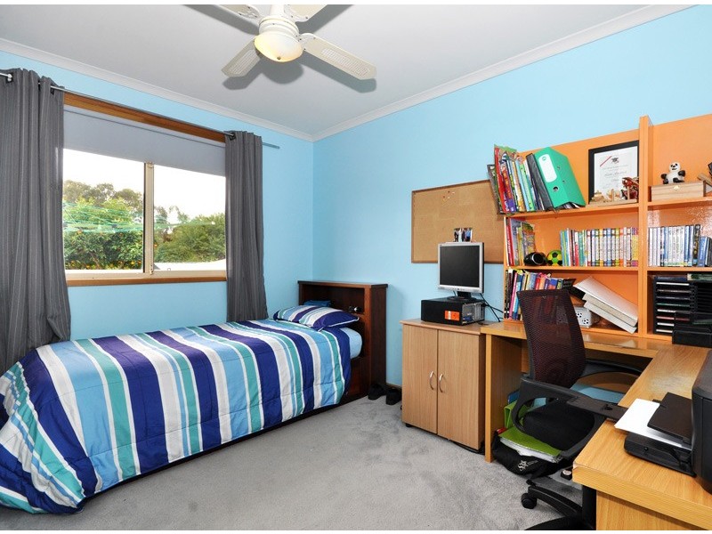 4 Doley Place, Happy Valley SA 5159