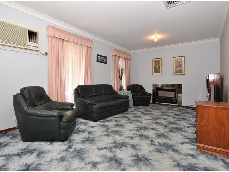 34 Paterson Drive, Hackham SA 5163