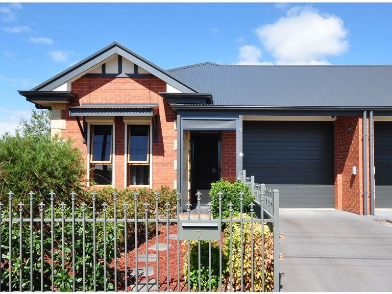 7 Glamis Avenue, Seacombe Gardens SA 5047
