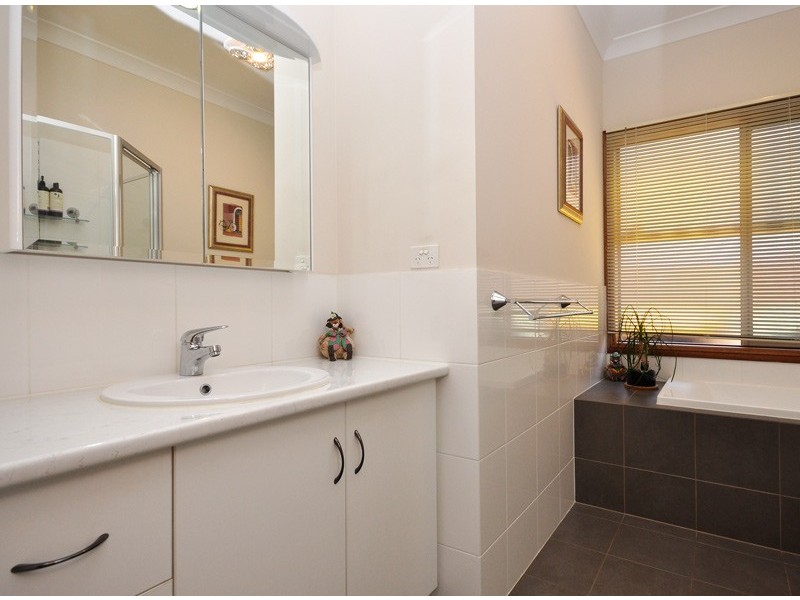 7 Glamis Avenue, Seacombe Gardens SA 5047