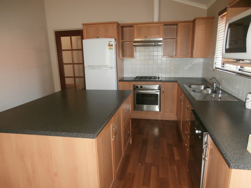 9 Narina Way, Aberfoyle Park SA 5159