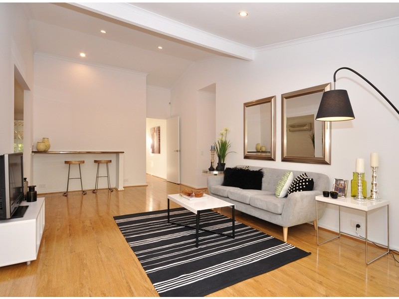 6 Meadowvale Road, Coromandel Valley SA 5051