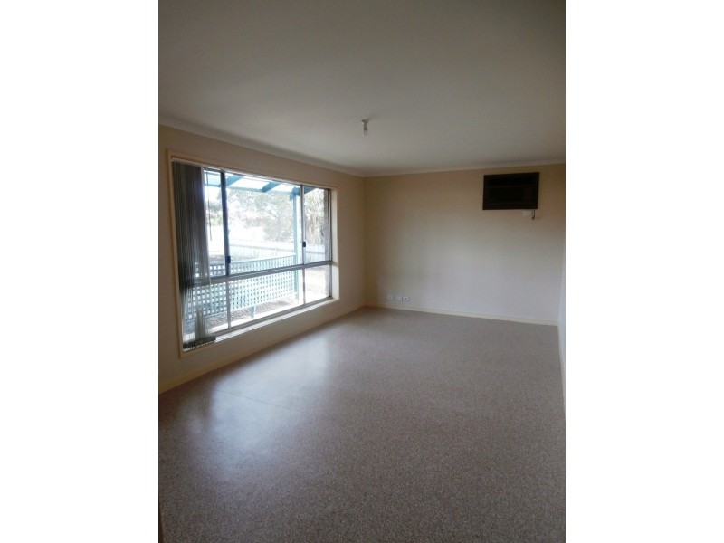5 Tennesse Drive, Happy Valley SA 5159