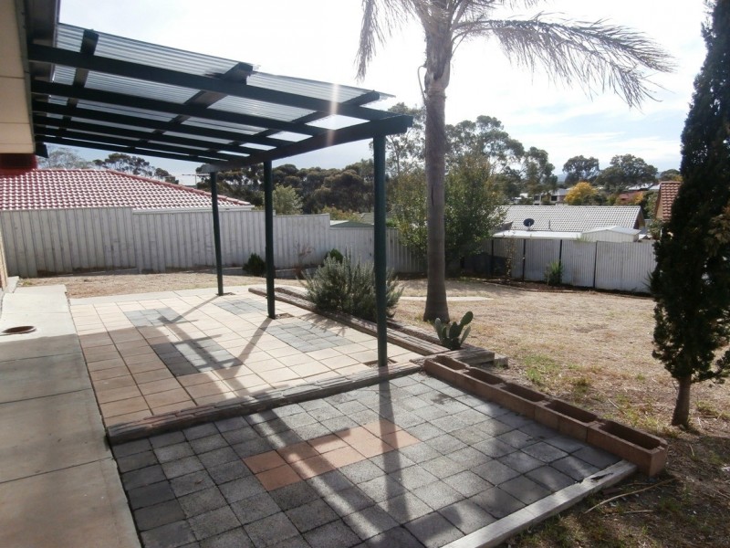 5 Tennesse Drive, Happy Valley SA 5159