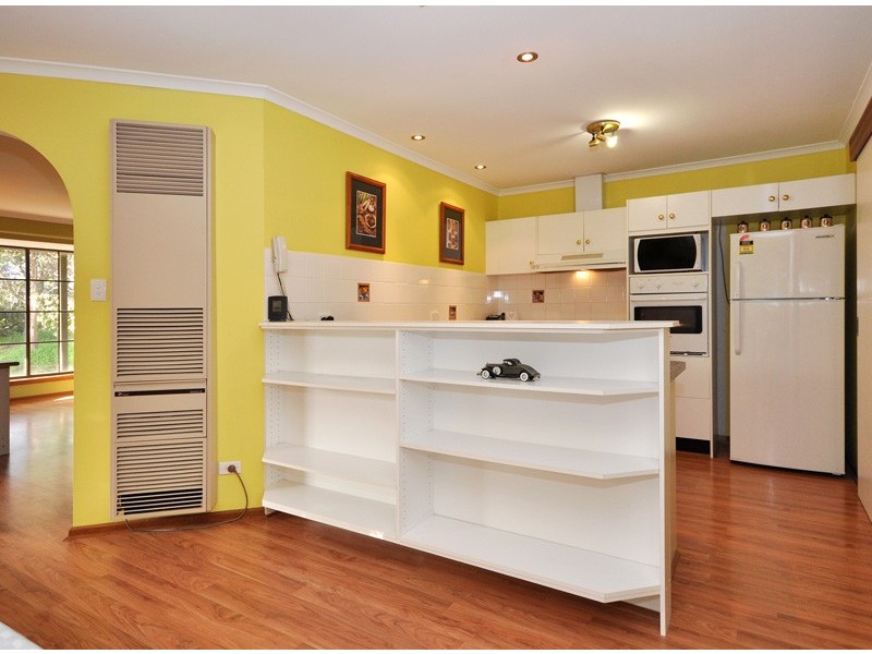 1 / 38 Summerford Road, Aberfoyle Park SA 5159