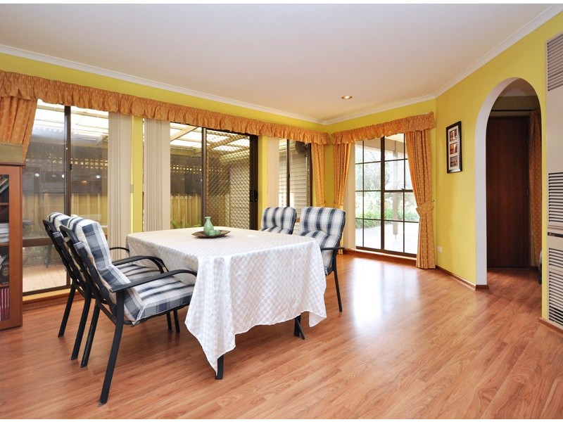 1 / 38 Summerford Road, Aberfoyle Park SA 5159