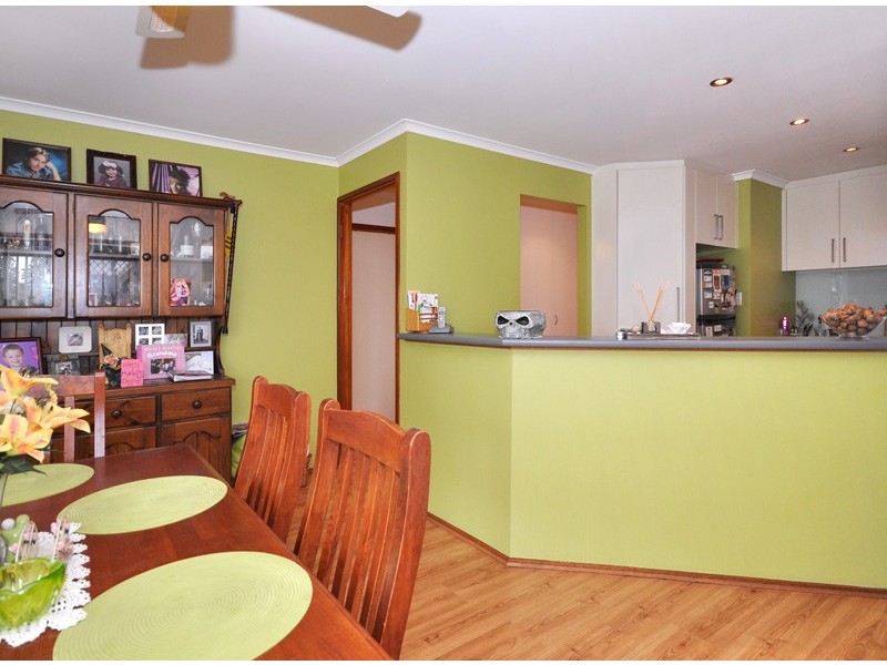 14 Lyons Circuit, Trott Park SA 5158